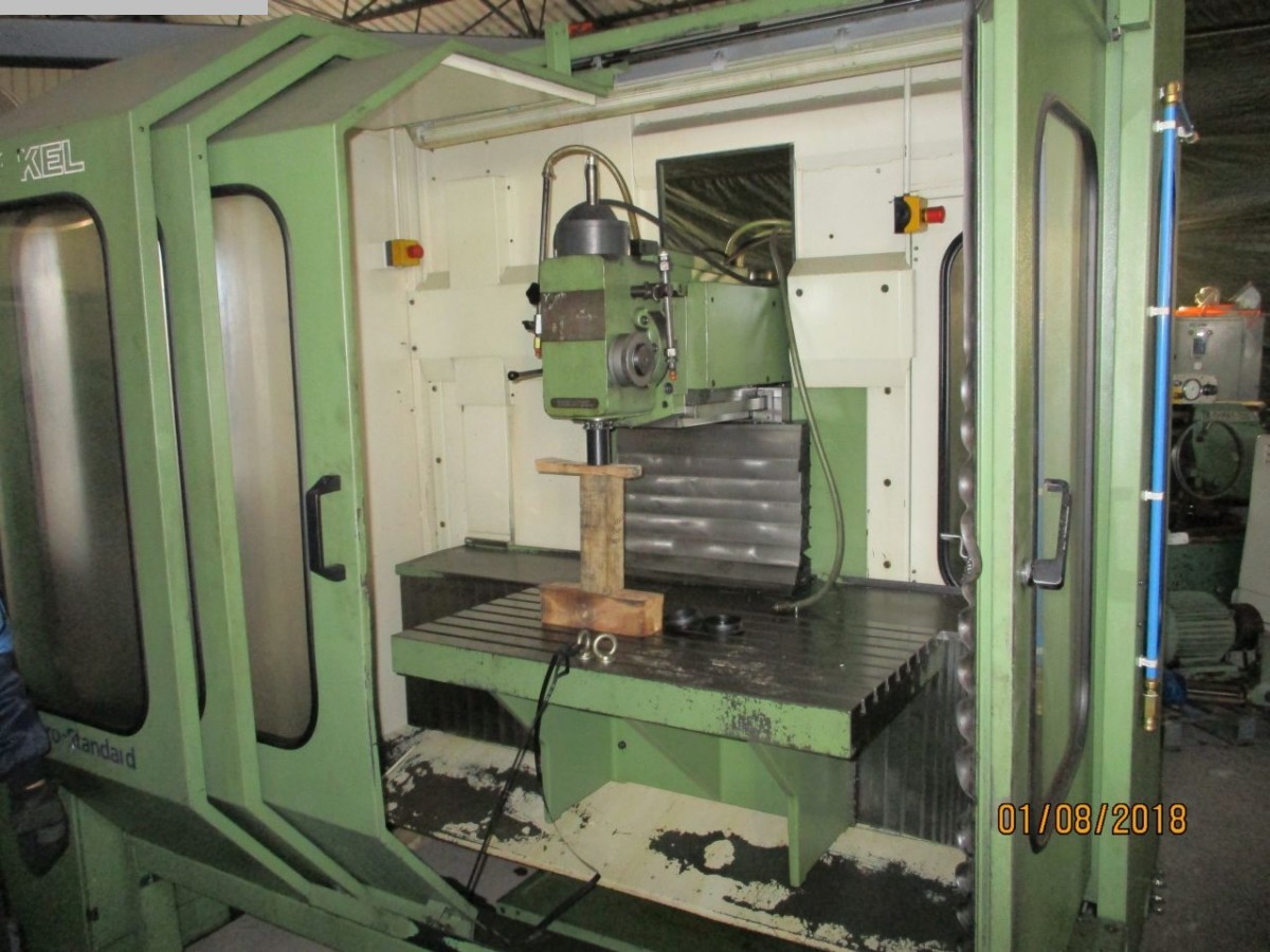 used Machines available immediately Universal Milling Machine DECKEL FB 5 A