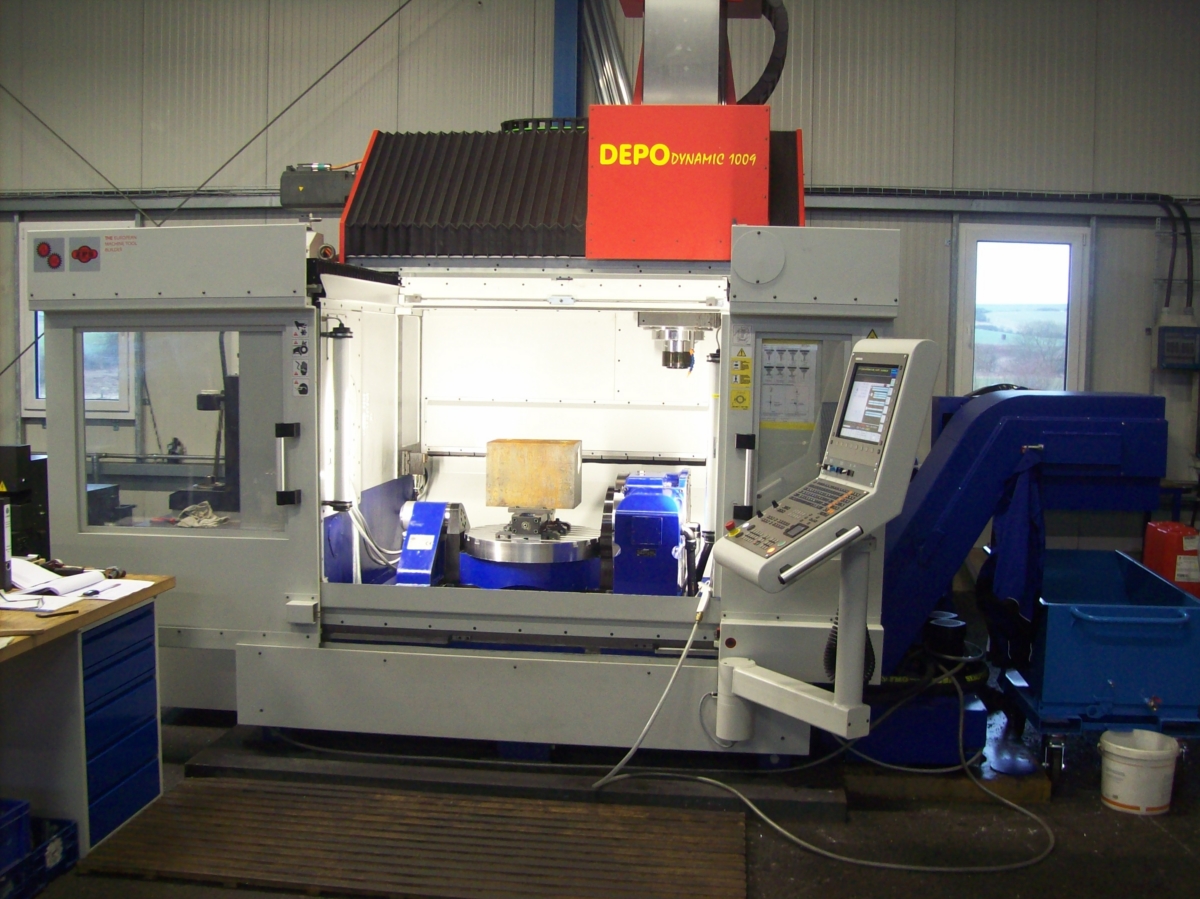 used Machines available immediately milling machining centers - vertical DEPO Dynamics 1009
