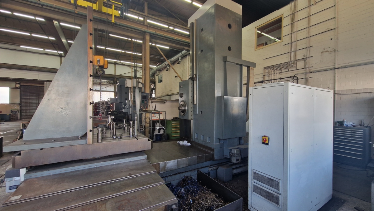 used  Table Type Boring and Milling Machine TOS WHN 13 A