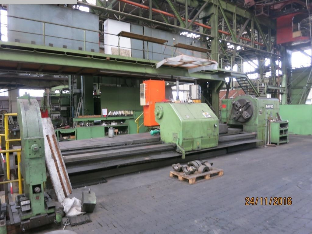 used Metal Processing Heavy Duty Lathe MFD - HOESCH D1100