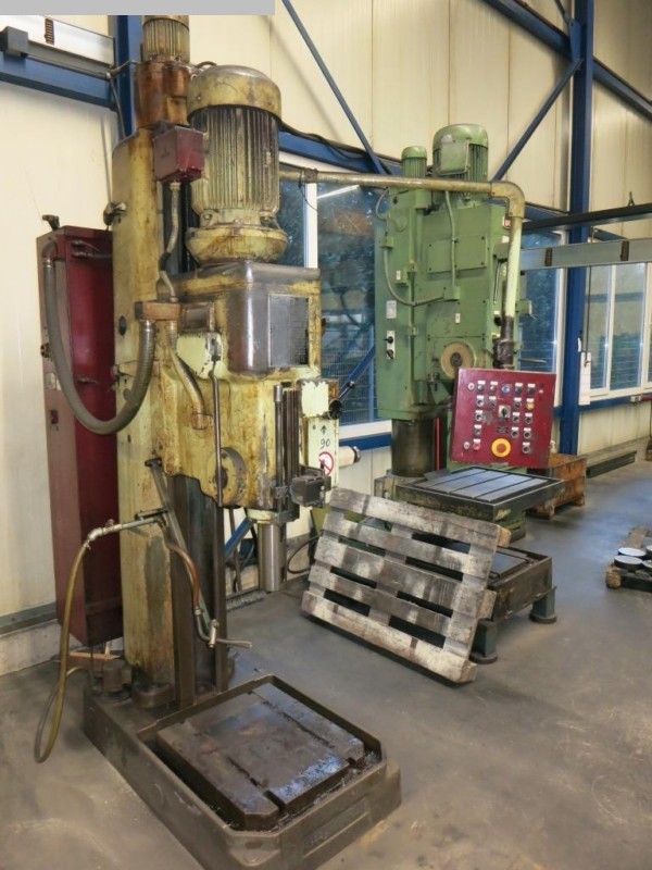 gebrauchte Metallbearbeitungsmaschinen Ständerbohrmaschine BLUTHARDT 10BK