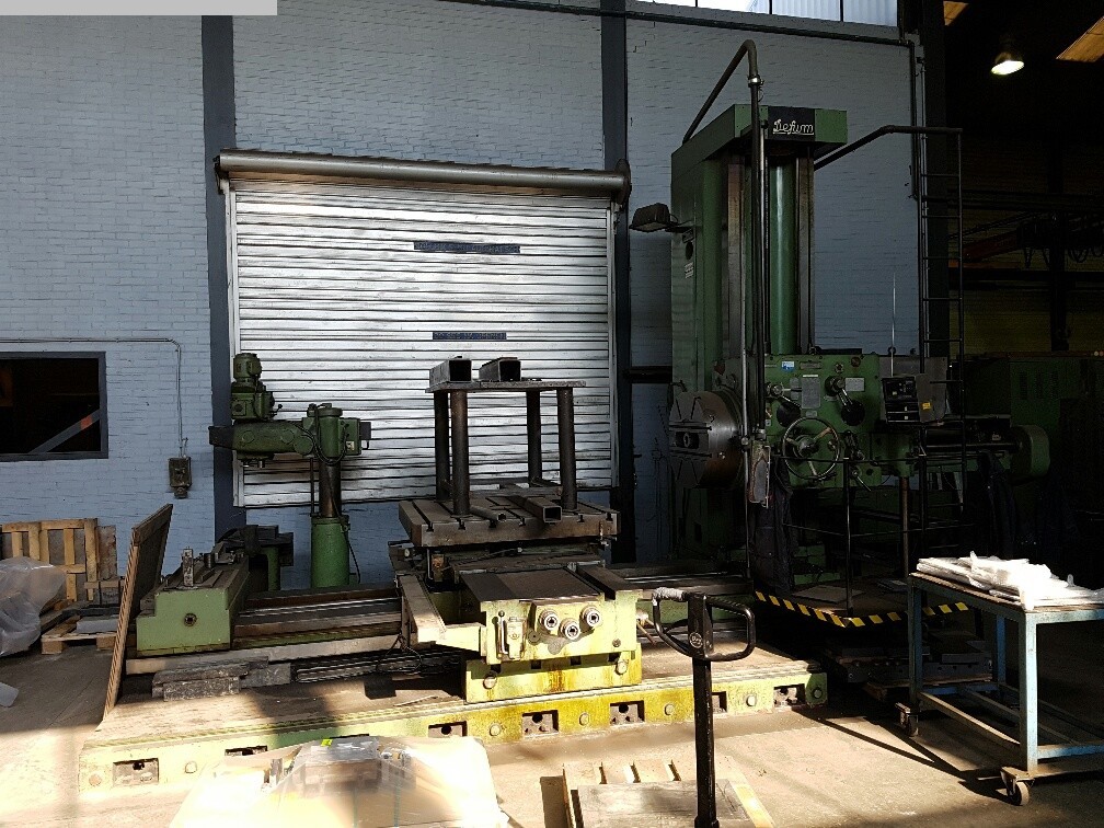 used Boring mills / Machining Centers / Drilling machines Table Type Boring and Milling Machine DEFUM ADS 115