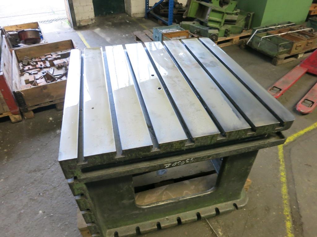 used  Drill bench  