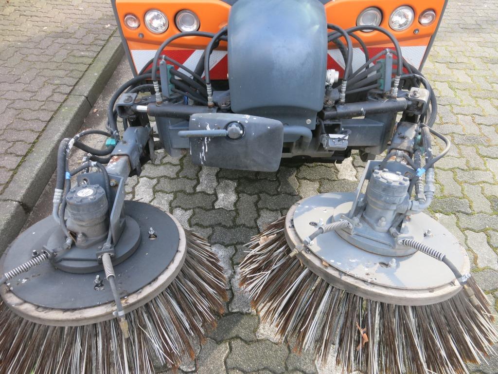 used Sweeping Machine HAKO Citymaster 2000