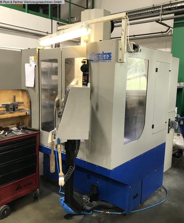 used Machines available immediately milling machining centers - vertical STROJTOS VMC 40