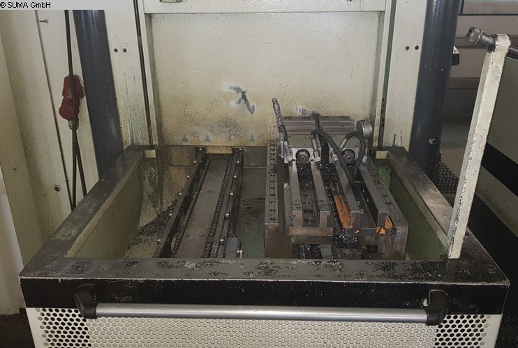 used milling machining centers - vertical DECKEL-MAHO DMU 50V