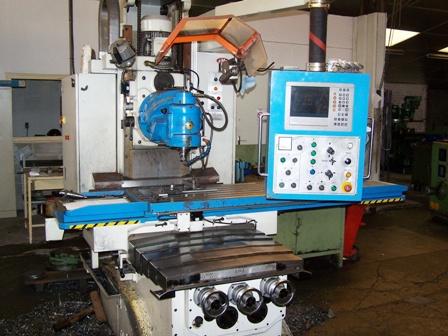 used Machines available immediately Bed Type Milling Machine - Universal KIHEUNG KMB 3