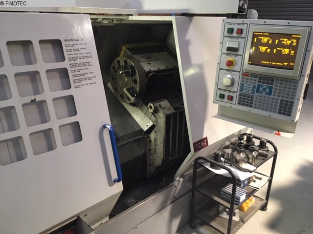 gebrauchte Maschinen sofort verfügbar CNC Drehmaschine - Schrägbettmaschine HAAS HL 2