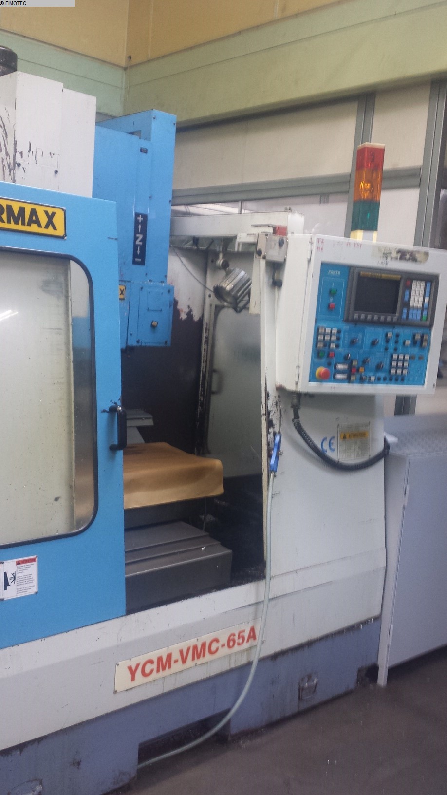 used Metal Processing Machining Center - Vertical YCM SUPERMAX VMC - 65 A / FANUC 0M