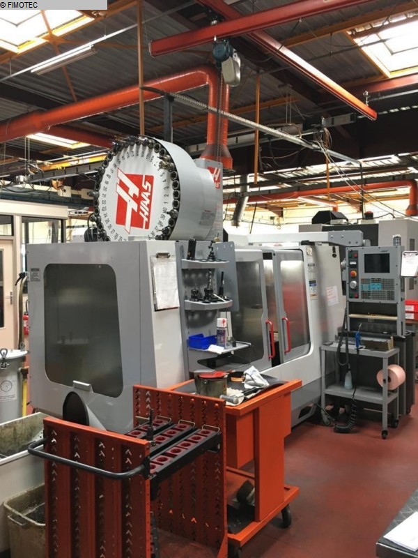 gebrauchte Metallbearbeitungsmaschinen Bearbeitungszentrum - Vertikal HAAS  VF 4 HE