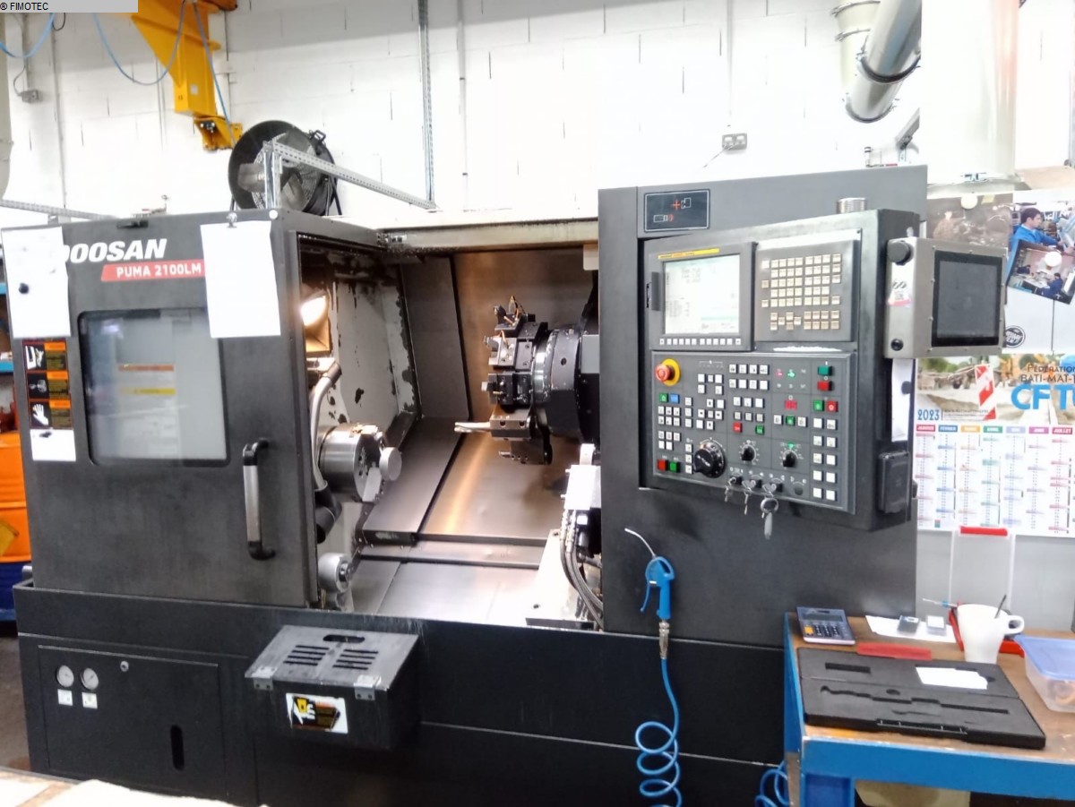 gebrauchte Metallbearbeitungsmaschinen CNC Dreh- und Fräszentrum DOOSAN daewoo PUMA  2100 lm