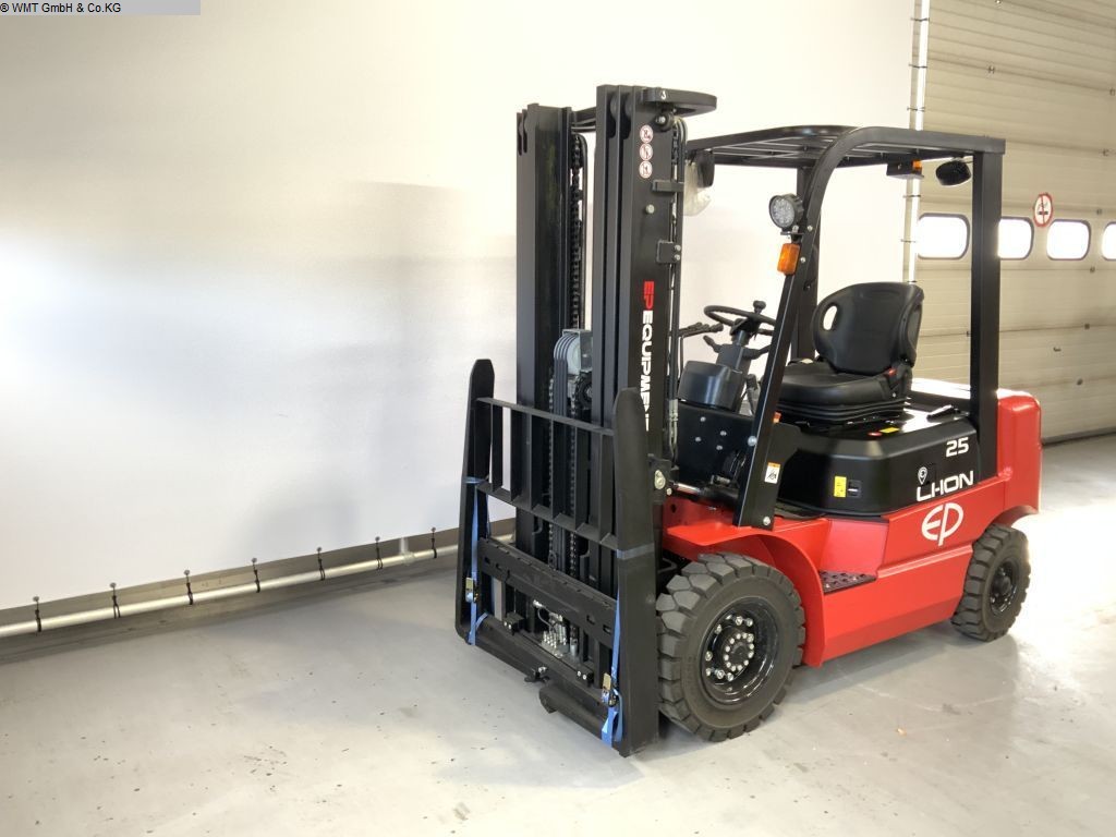 used Machines available immediately Forklift electric EP EFL 252 LI-ION