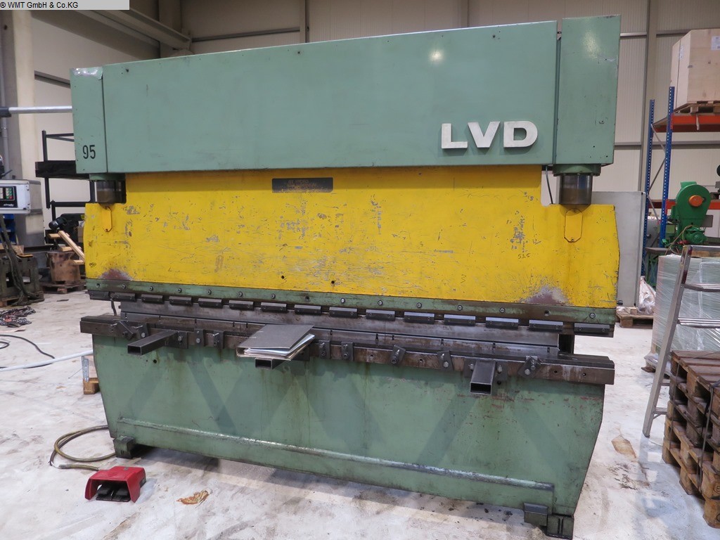 gebrauchte Maschinen sofort verfügbar Abkantpresse - hydraulisch LVD PP 70