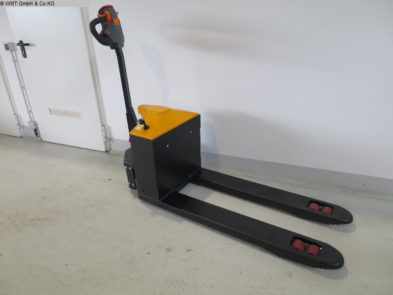 used Tools and industrial equipment Pallet truck electric WMT EMP 1500