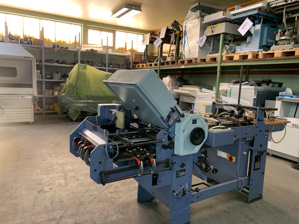 used Machines available immediately folding machines STAHL Ludwigsburg T49/4-F