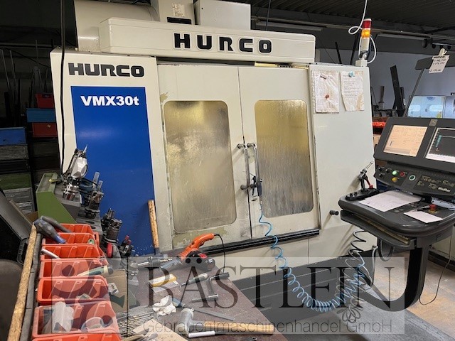 gebrauchte Maschinen sofort verfügbar Bearbeitungszentrum - Vertikal HURCO VMX 30