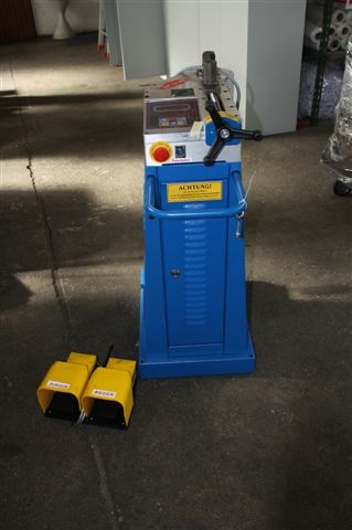 gebrauchte Blechbearbeitung / Scheren / Biegen / Richten Rohrbiegemaschine ERCOLINA MB42 M gebrauchte Blechbearbeitung / Scheren / Biegen / Richten Rohrbiegemaschine ERCOLINA MB42 M