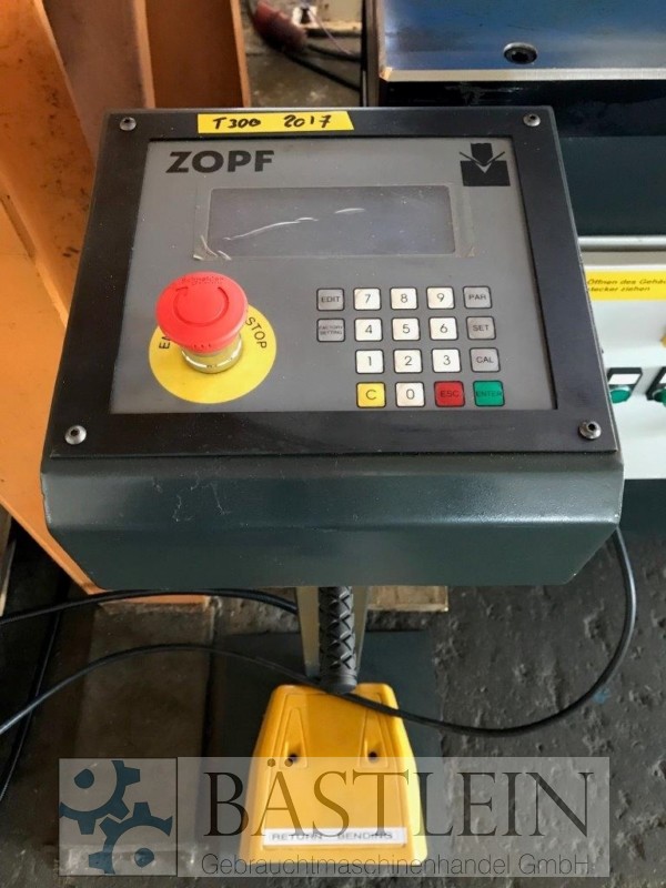 máquina dobladora usada horizontal ZOPF T 300 Multiprogramm