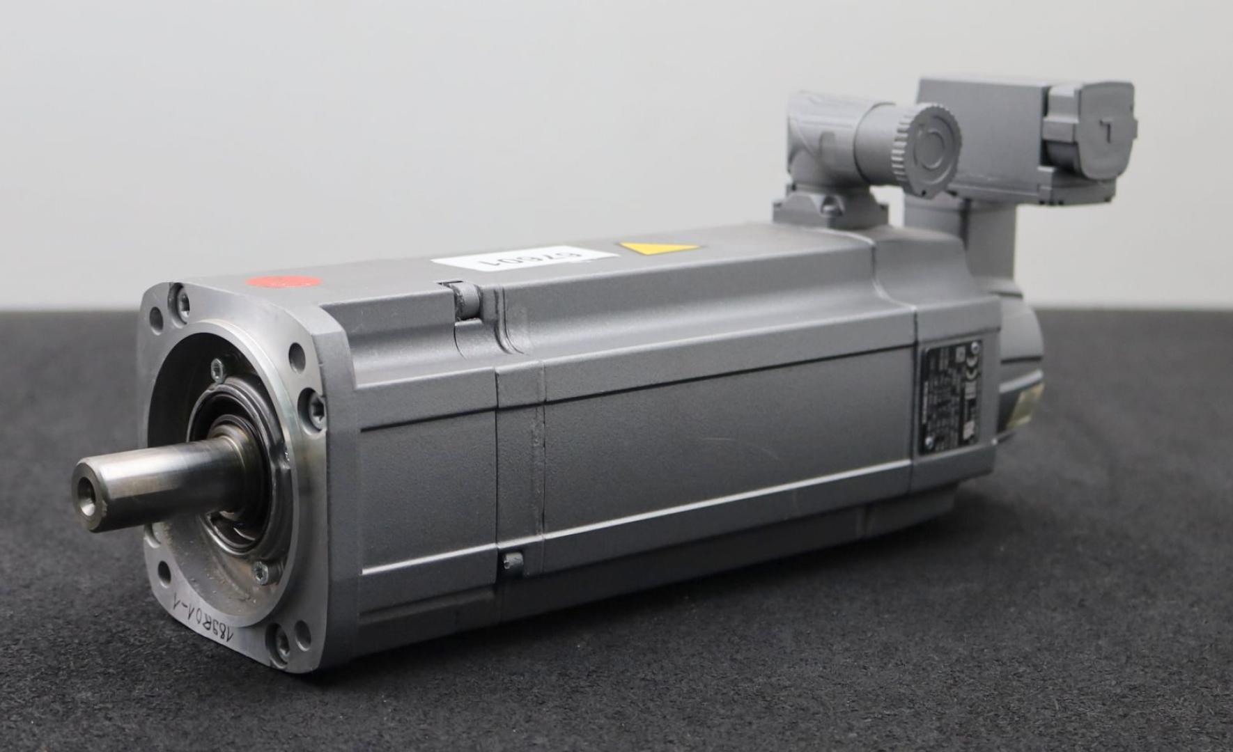 used Machines available immediately Motor SIEMENS Synchron-Servomotor 1FT7046-5A