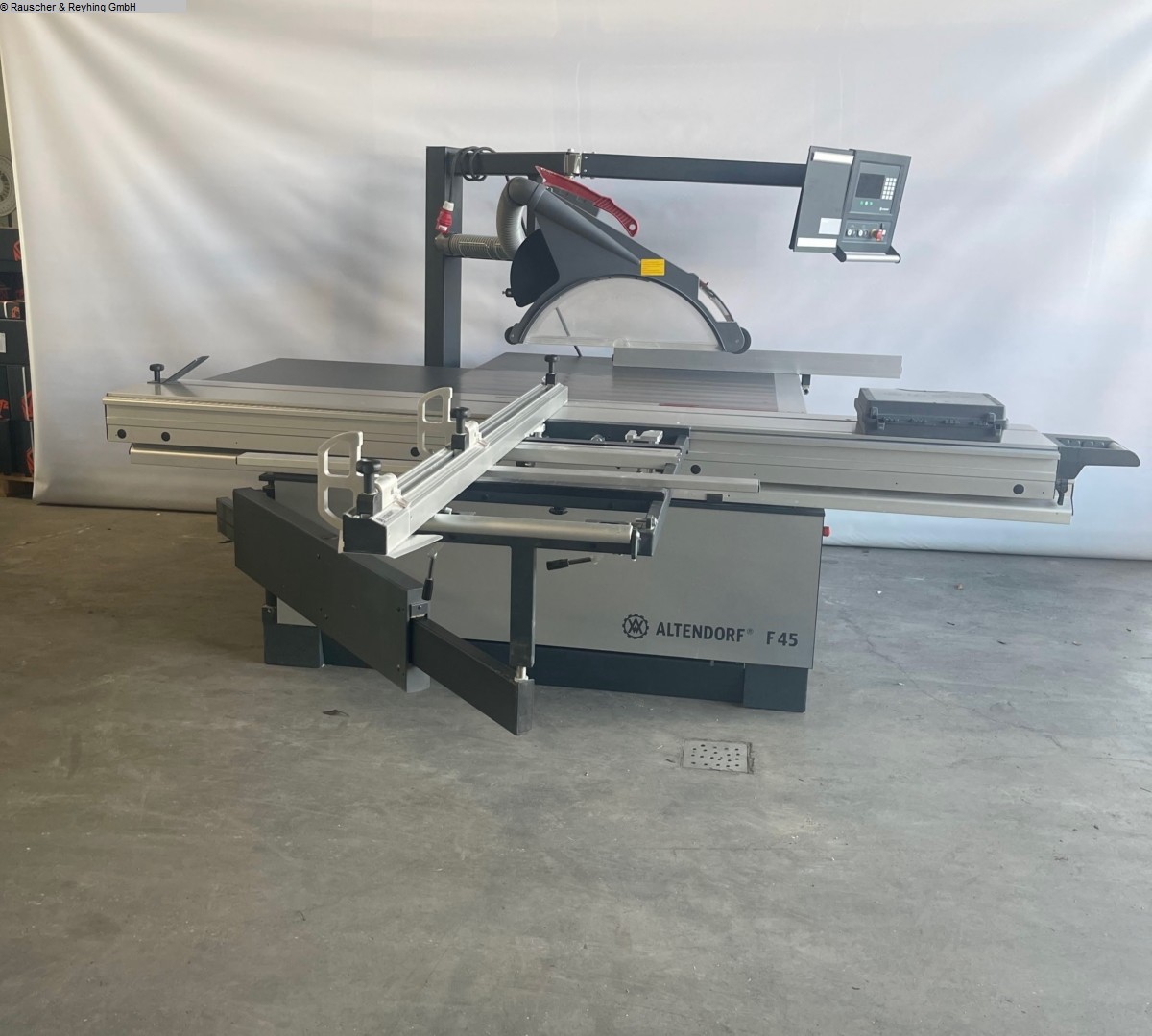 used Machines available immediately Panel sizing circular saws ALTENDORF F 45 EVODRIVE
