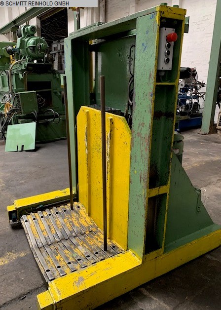 used Machines available immediately Coil lifting carriage NN 