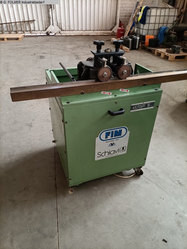 Sanding machines for edges and profiles