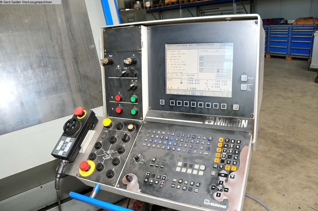 Centro de mecanizado - Universal MIKRON UMC 600 usado