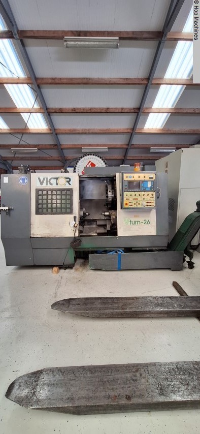 gebrauchte Maschinen sofort verfügbar CNC Drehmaschine VICTOR Vturn 26