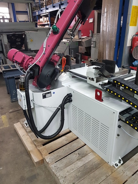 used Band Saw - Automatic - Horizontal Behringer SLB 240 A