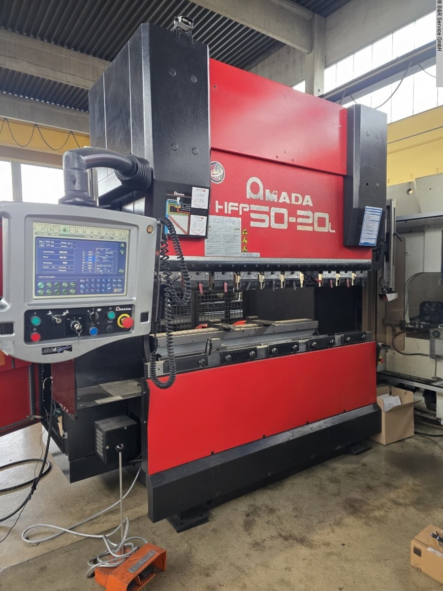 Alle Maschinen sind jederzeit unter Strom zu besichtigen.
Vorführungen der Maschinen jederzeit möglich.
