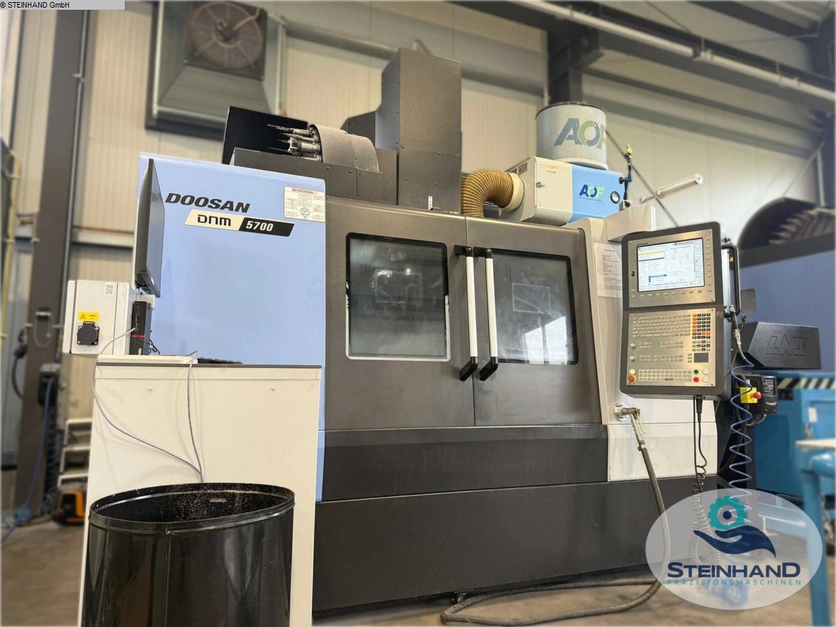DOOSAN DNM 5700 2018