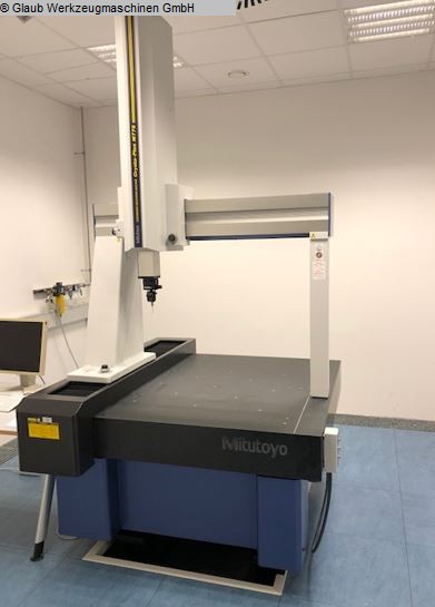 used Machines available immediately Measuring Machine MITUTOYO Cryta-Plus M776