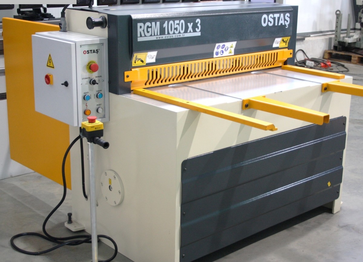 used Sheet metal working / shaeres / bending Plate Shear - Mechanical OSTAS RGM 1550 x 3 used Sheet metal working / shaeres / bending Plate Shear - Mechanical OSTAS RGM 1550 x 3