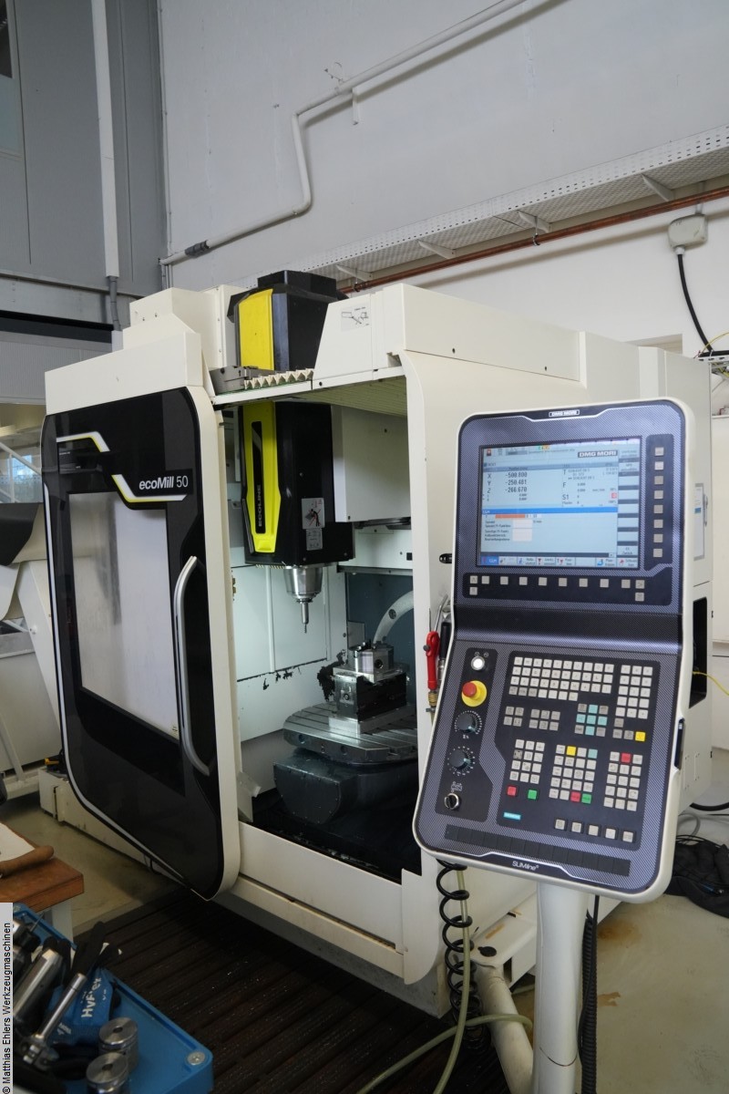 used milling machining centers - universal DMG MORI ecomill 50