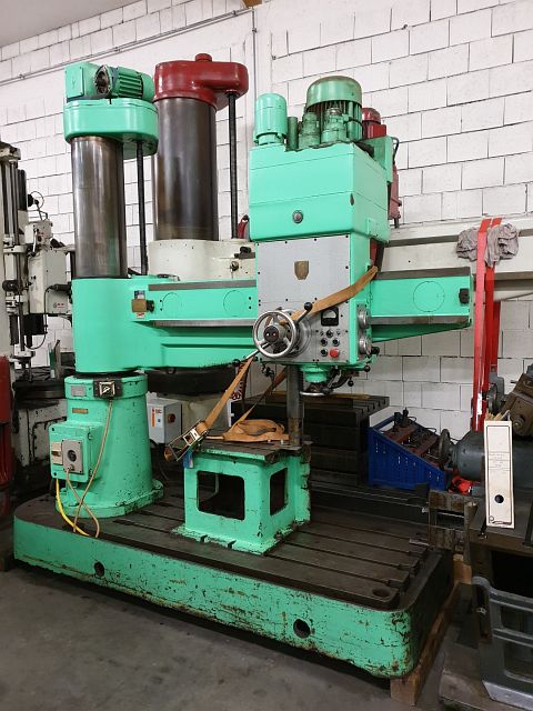 Radial Drilling Machine