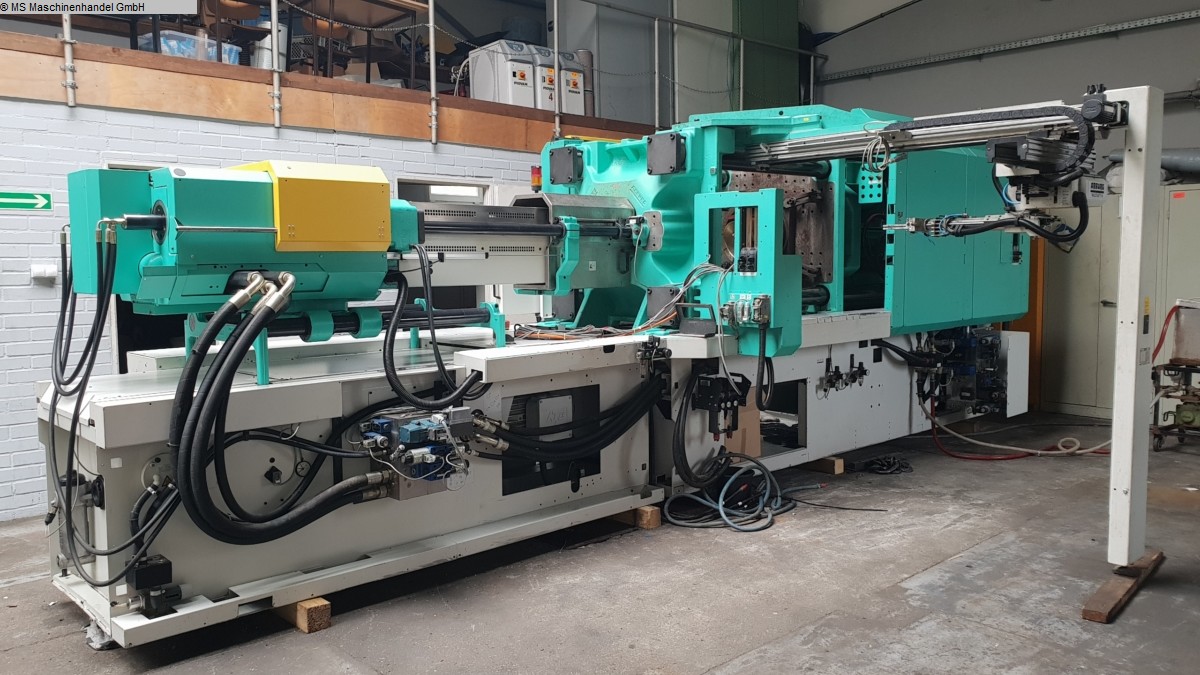 used Injection molding machines Injection molding machine up to 5000 KN ARBURG 720S-3200-1300 Multilift H