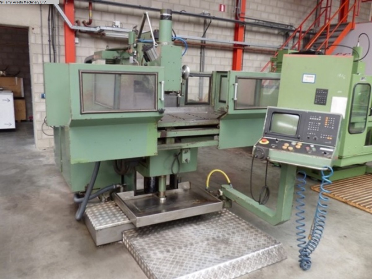 used Milling machines milling machining centers - universal TOS FGS 40/50 CNC