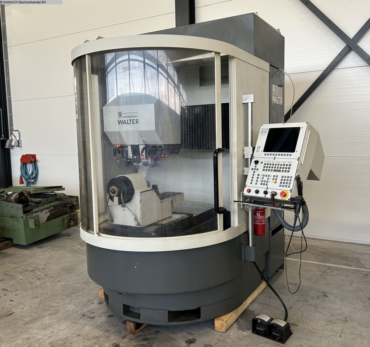 used Machines available immediately Tool Grinder - Universal WALTER Helitronic Power