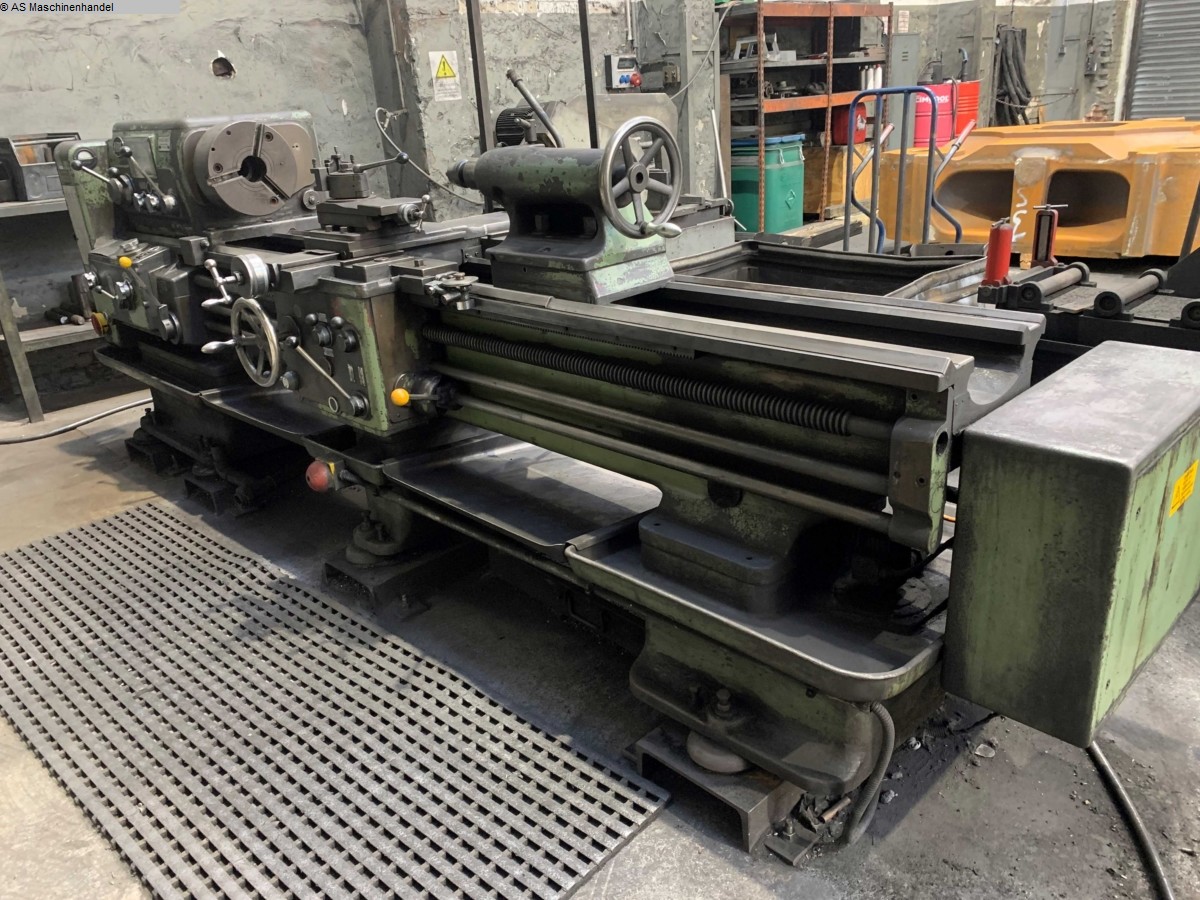 used Machines available immediately lathe-conventional-electronic VDF-HEIDENREICH & HARBECK V3