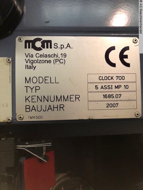 centres d'usinage de fraisage d'occasion - universal MCM Clock 700 5-Achsen MP10
