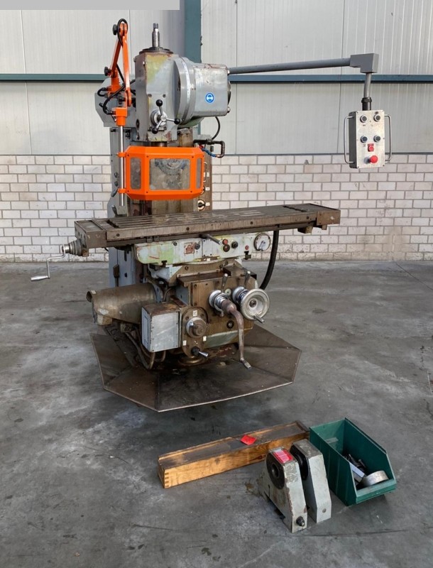 used Machines available immediately Bed Type Milling Machine - Universal Jafo FWD32JU