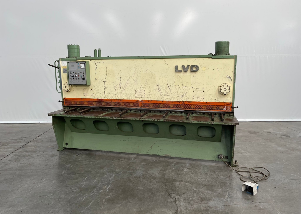 used Machines available immediately Plate Shear - Hydraulic LVD MVS 31/10