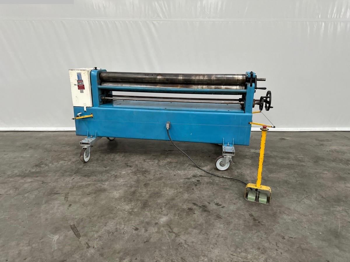 used Machines available immediately Rolls bending machine - 3 Rolls Sahinler 2030x140