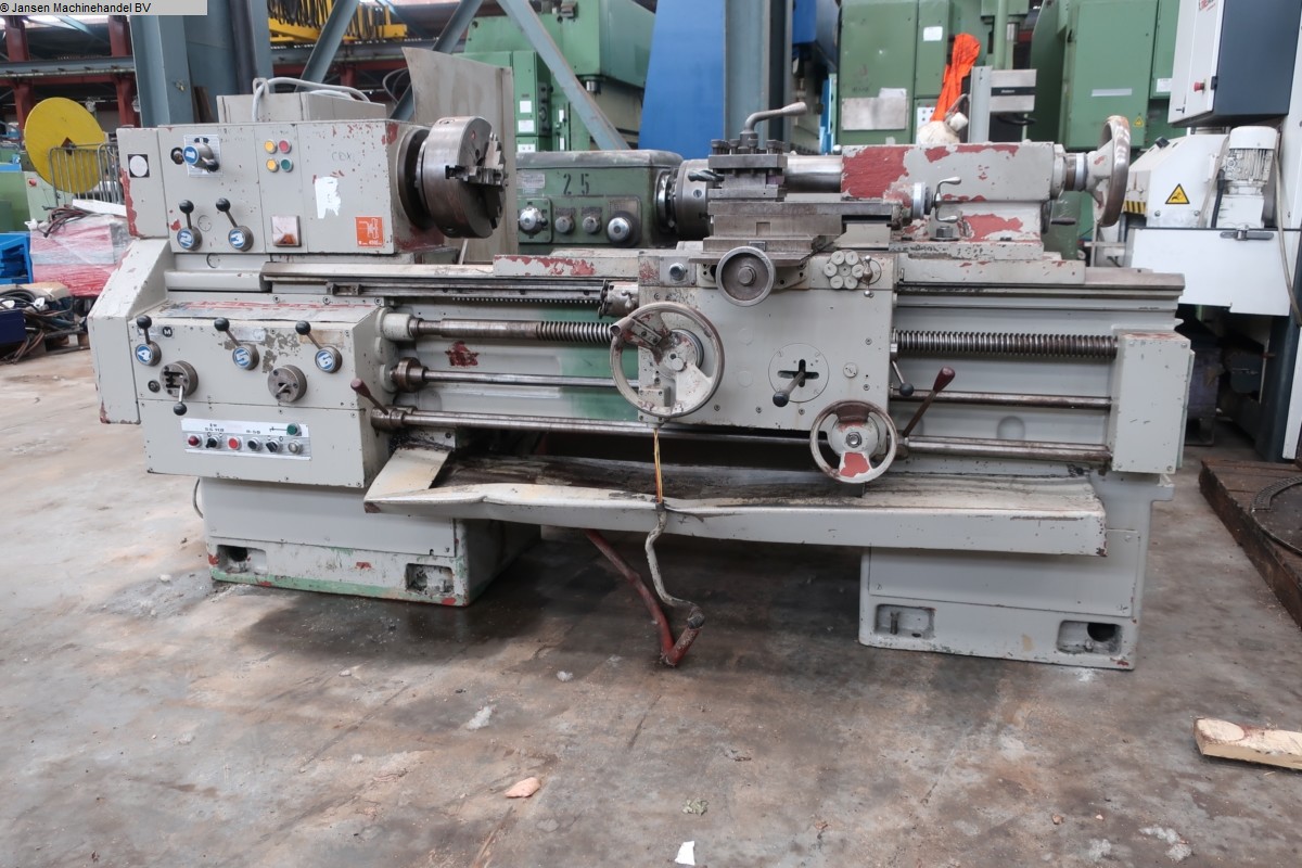 used Machines available immediately lathe-conventional-electronic TOS SU 50 A