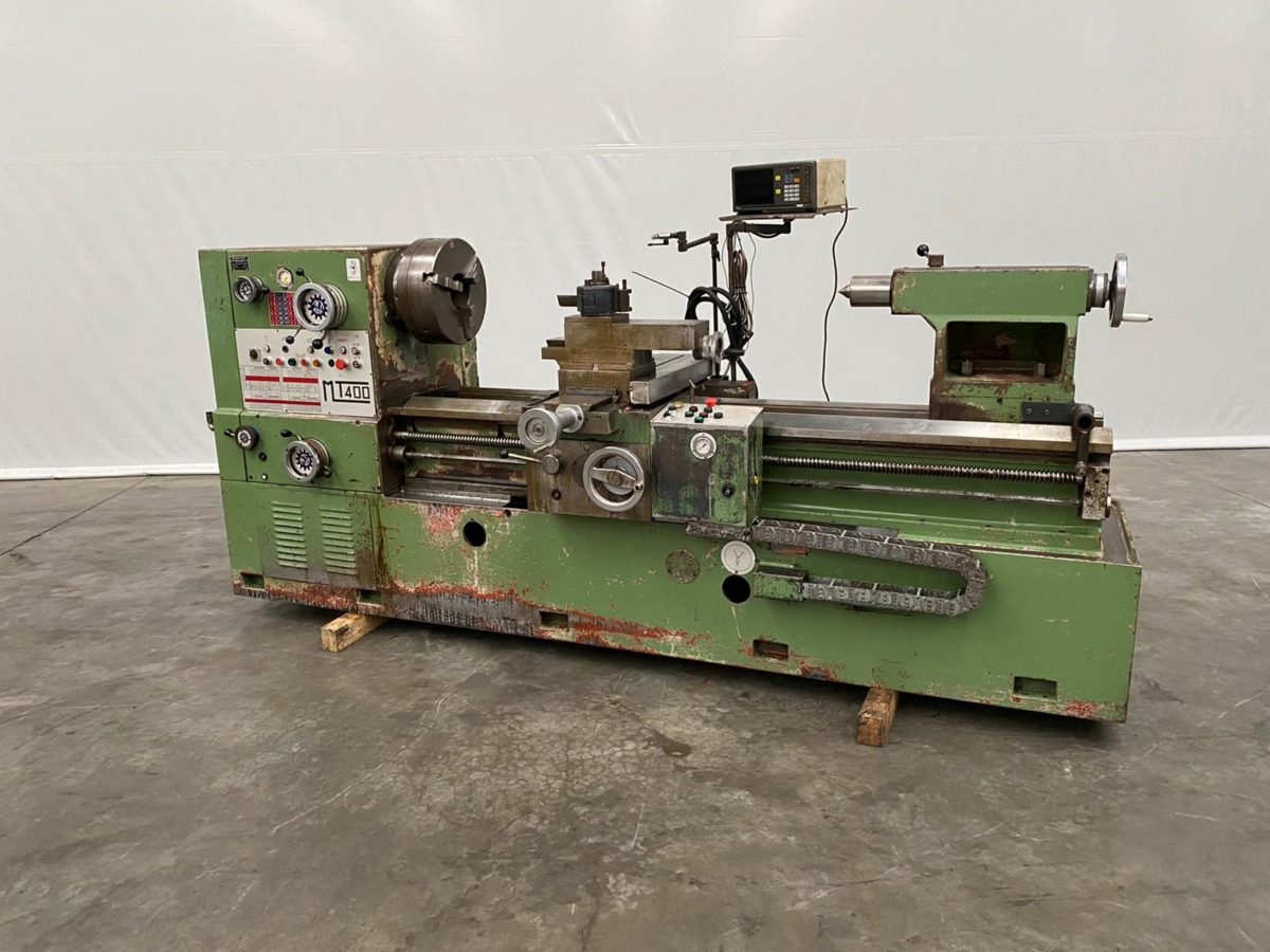used Machines available immediately lathe-conventional-electronic Tacchi MT400