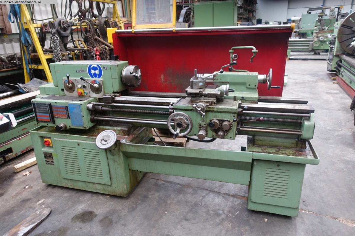 used Machines available immediately lathe-conventional-electronic Tos SV 18 RA