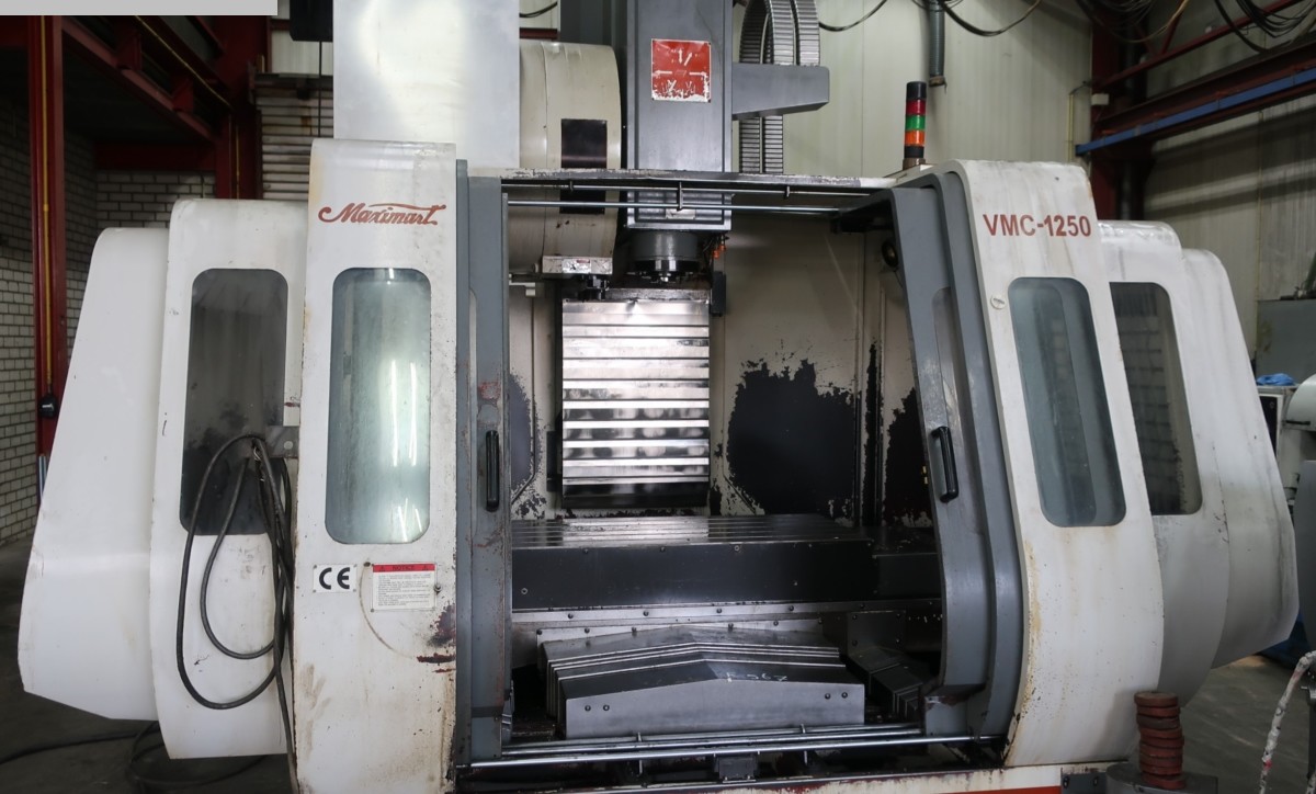 used Machines available immediately milling machining centers - vertical Maximart VMC 1250