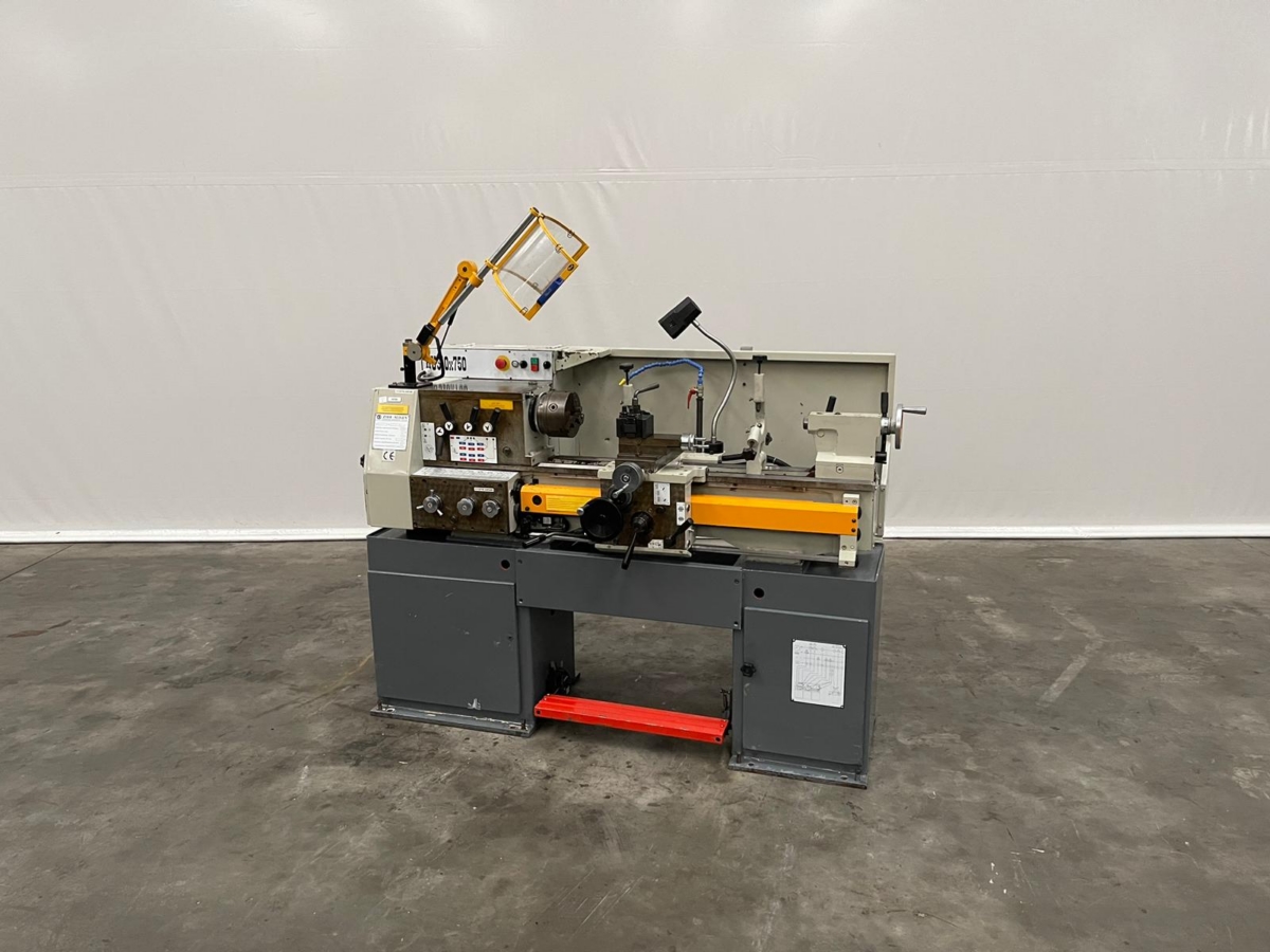 gebrauchte Maschinen sofort verfügbar Drehmaschine-konventionell-elektronisch ZMM HU310 x 750