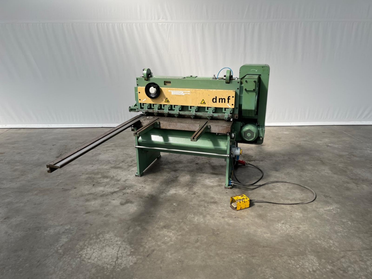 gebrauchte Maschinen sofort verfügbar Tafelschere - mechanisch DMF 6G 110