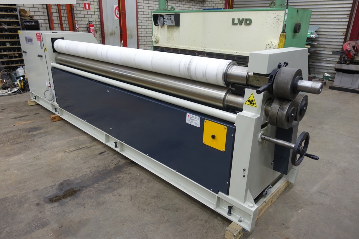 used Metal Processing Rolls bending machine - 3 Rolls Sahinler MRM-S 3050/190